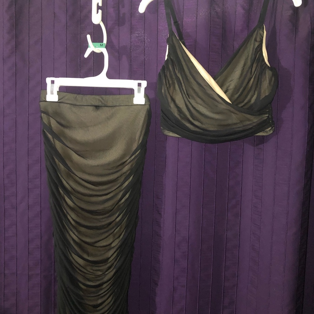 Fashion Nova 2 piece skirt outfit
